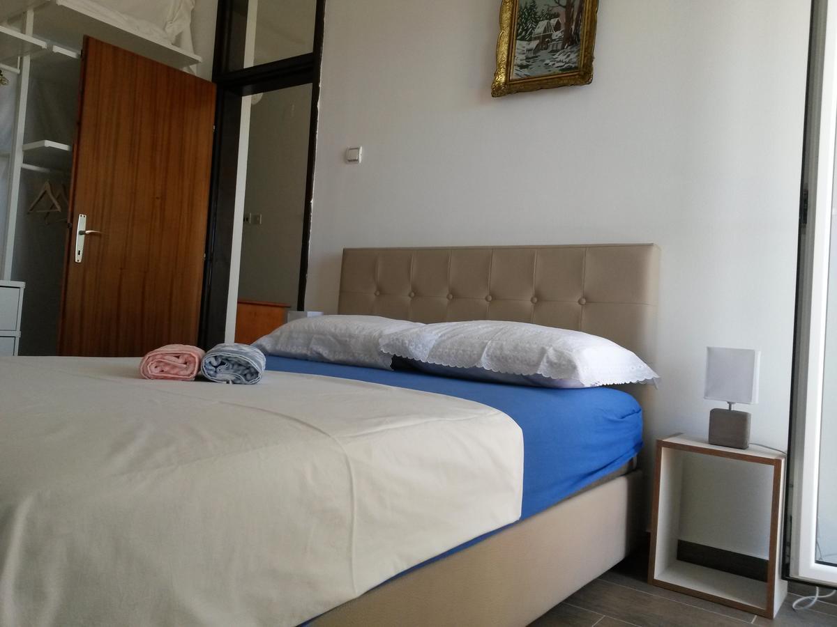Apartment Ralf Ulcinj Ngoại thất bức ảnh